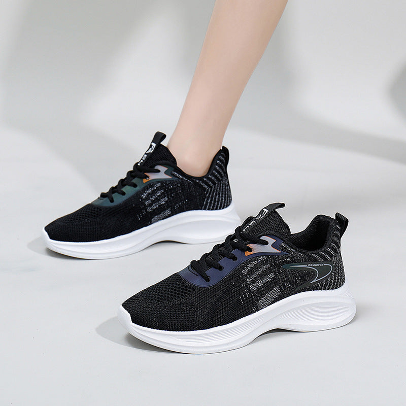 Dame Sporty Sneakers med åndbar strikoverflade og dynamisk dæmpningsteknologi Stilla