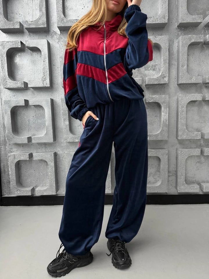 Kvinders sporty fløjls tracksuit med elegant lynlås og moderne striber Skovae