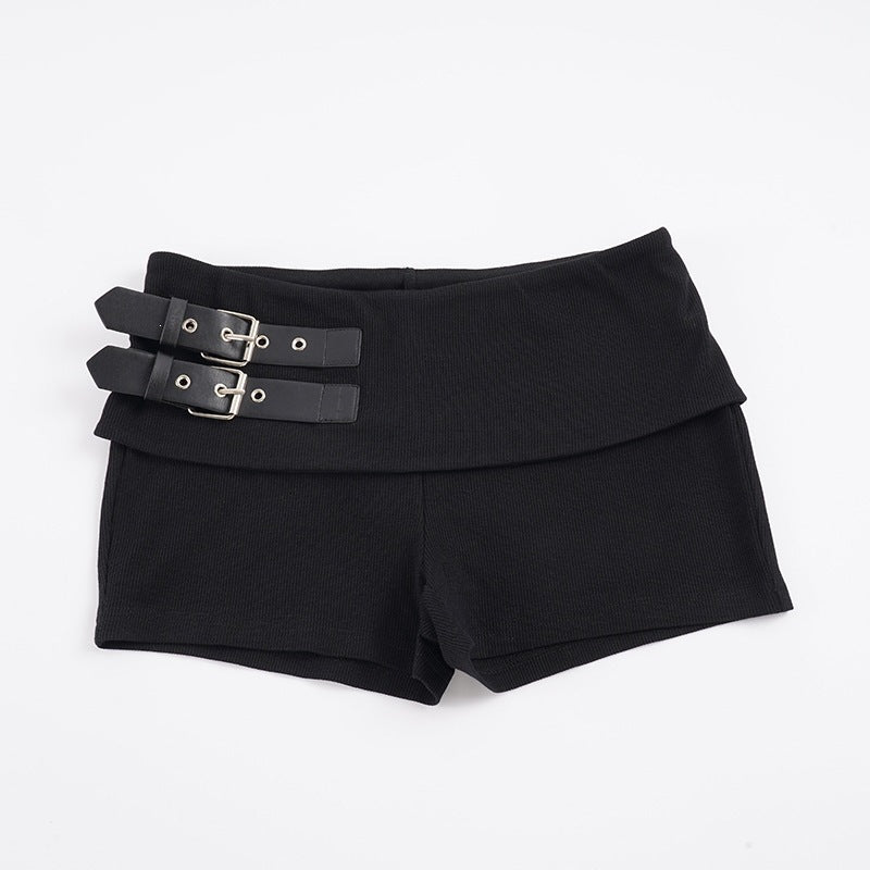 Dame shorts med bred talje og dekorative spænder Skovae