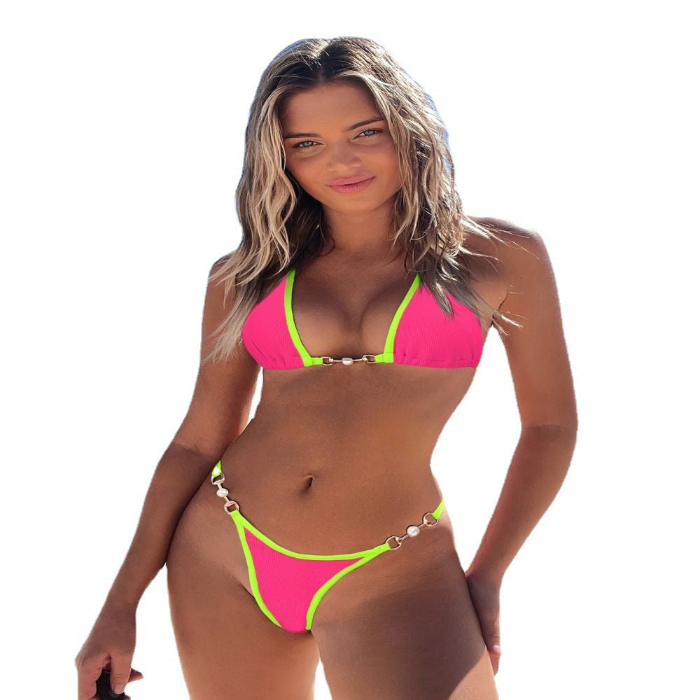 Dame Triangel-Bikini med moderne rib-design og dekorative elementer Skovae