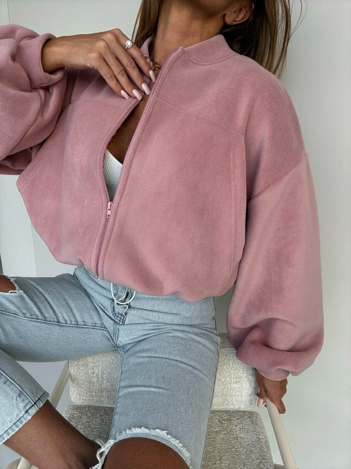 Kvinders cropped fleece jakke med voluminøse ærmer og høj krave Skovae