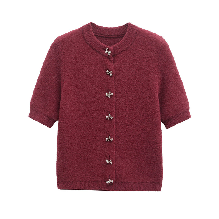 Femme Kortærmet Cozy Cardigan med dekorative knapper Stilla