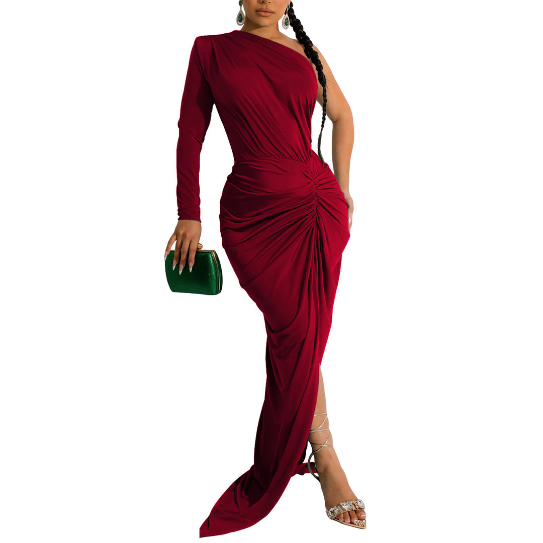 Dame elegant vikdress med asymmetrisk snit og glat drapering Stilla