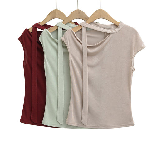 Dame elegant indpakningsoberdel med justerbare stropper og asymmetrisk snit Stilla