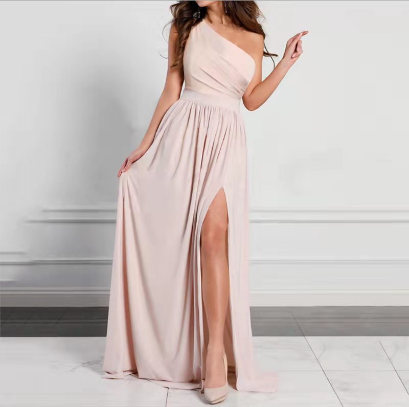 Damer Maxikjole i asymmetrisk design med sidelæg og elegant drapering Stilla
