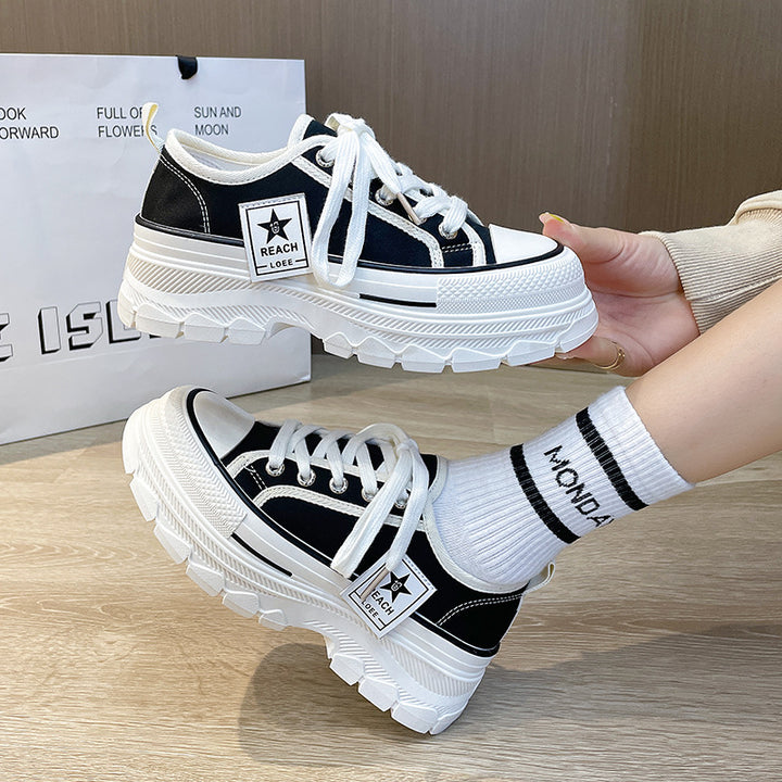 Dame Chunky Sneakers med ekstrastor profilsohle og legende design Stilla