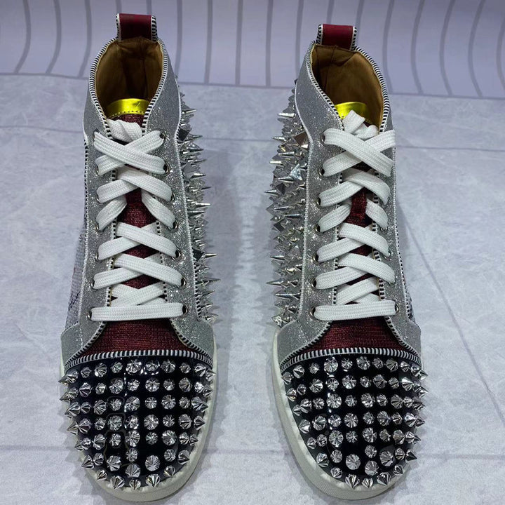 Femme Fashion-Forward Spiked High-Top Sneakers Stilla
