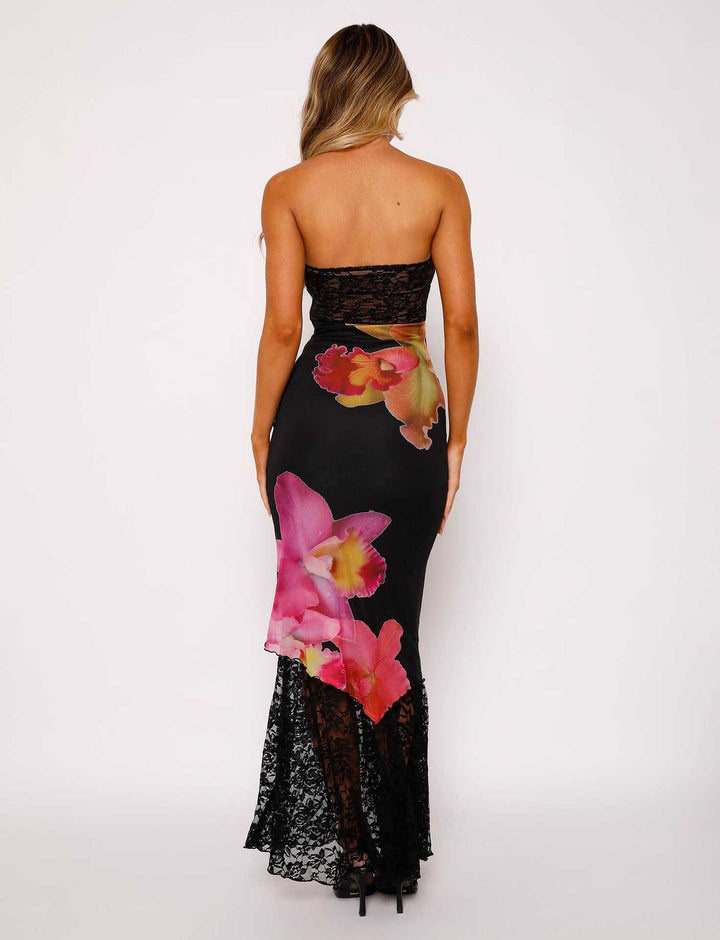 Dame Off-Shoulder Brudekjole med blomsteraccenter og transparent underlag Skovae