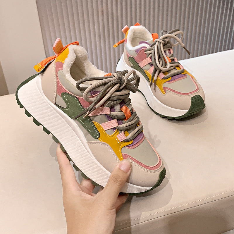 Dame Sneaker med tyk sål og slidstærkt overmateriale Stilla