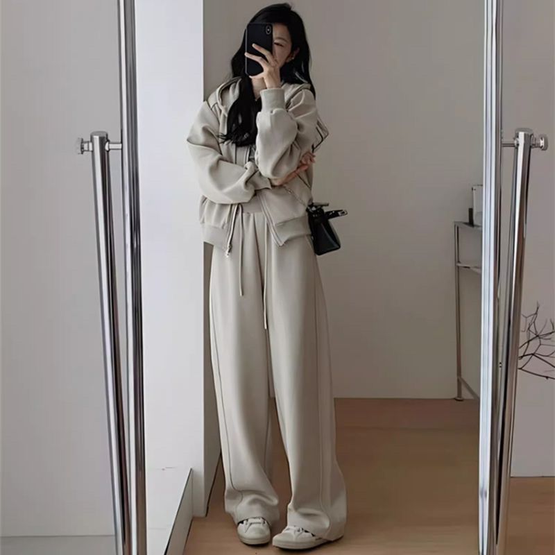 Kvinders Oversized Fritids Hoodie Sæt med Dyb Udsnit og Casual Bukser Skovae