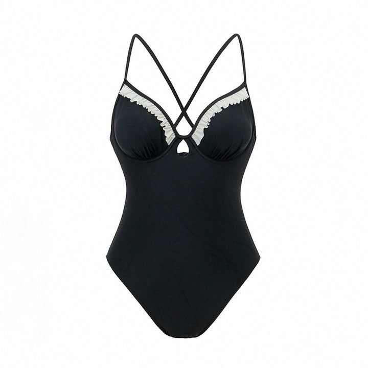 Damernes elegante one-piece badedragt med flæsedetaljer Skovae