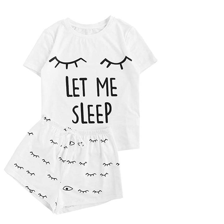 Dame pyjamaset med sjov print og komfortable shorts Stilla
