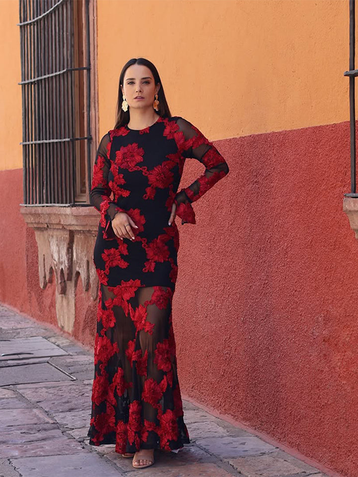 Dame elegant maxikjole med florale spidsaccentuer og gennemsigtig nederdel Stilla
