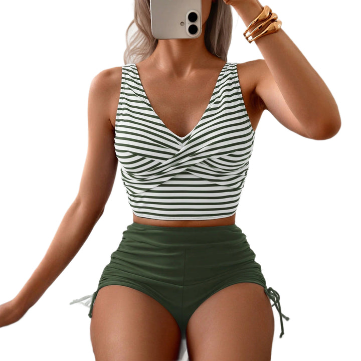 Dame Sporty Crop-Top og High-Waisted Shorts Skovae