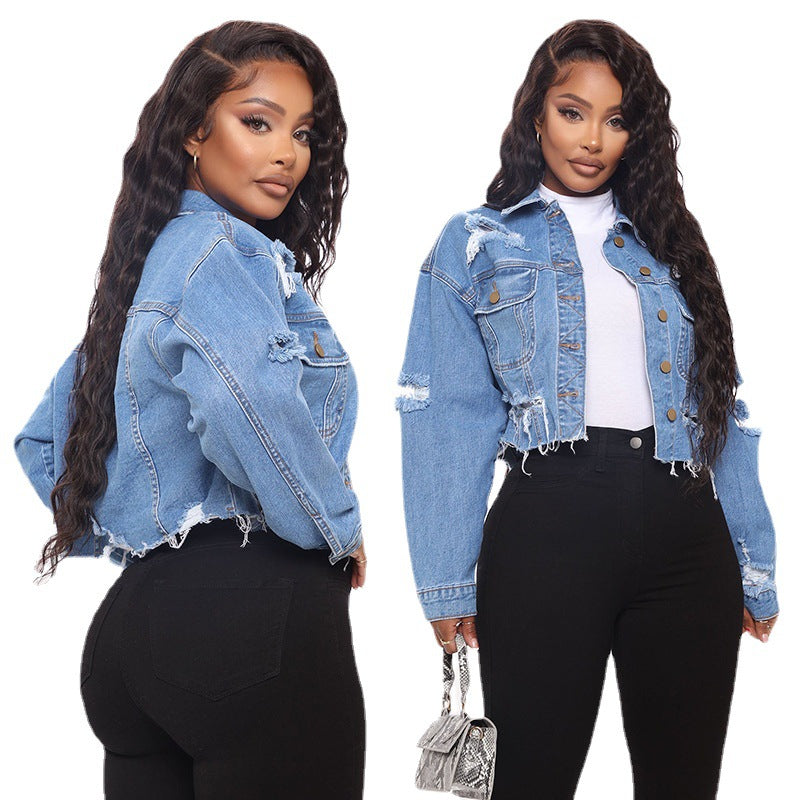 Dame cropped Denim-jakke med distressed effekter og påsyede lommer Stilla