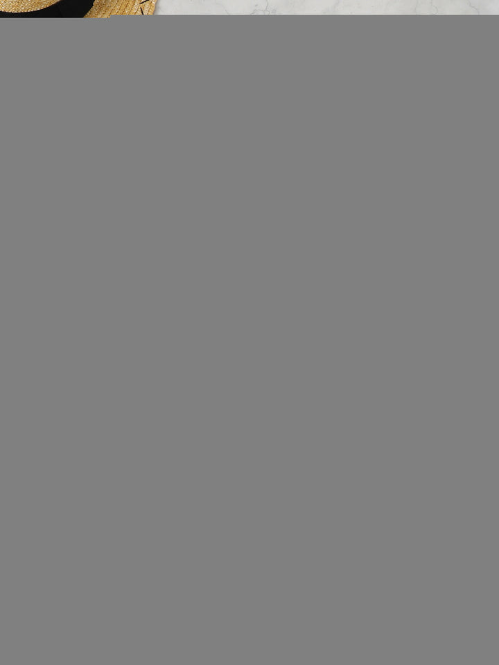 Dame et stykke badedragt med raffineret snit og figursyet pasform Skovae