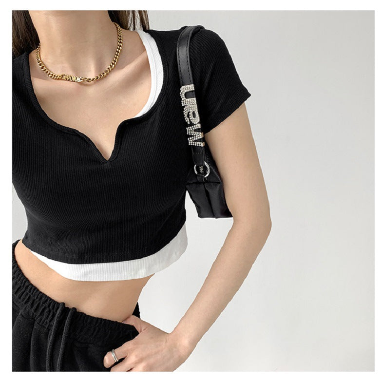 Kvinders afslappede cropped top med moderne V-hals og tekstur