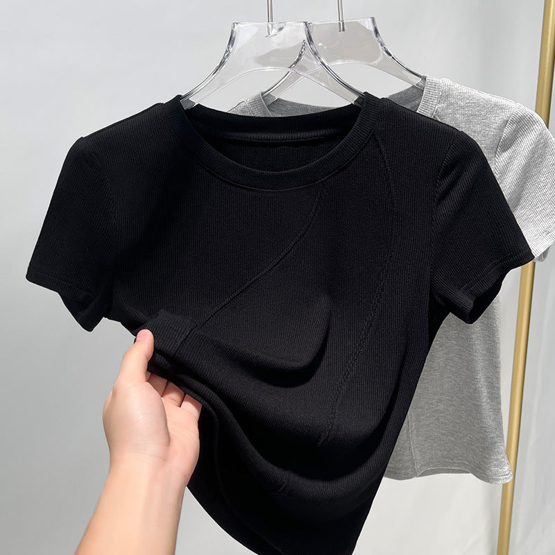 Dame figursyet T-shirt med struktureret materiale og elegant rund halsudskæring Stilla