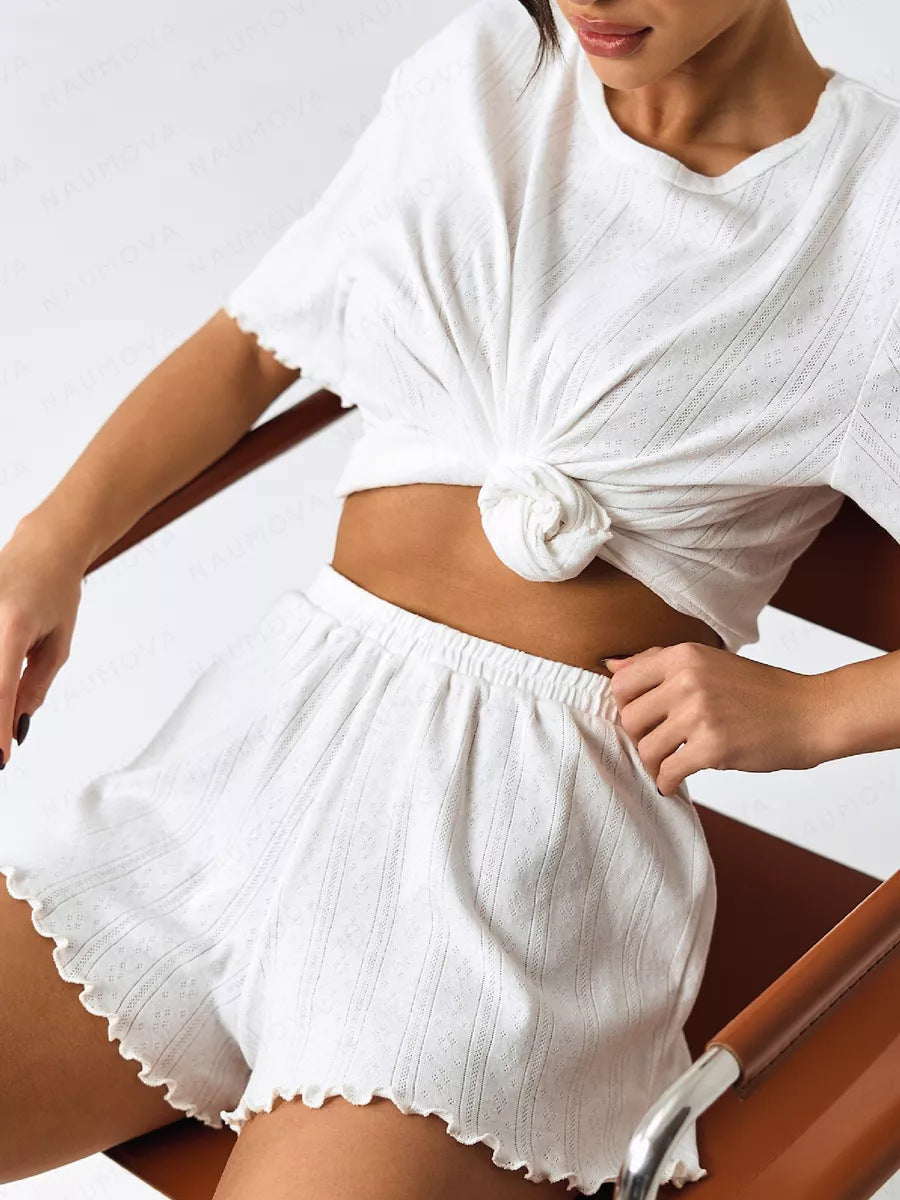 Dame luftig pyjamasæt med delikat bølgekant og ribstruktur Stilla