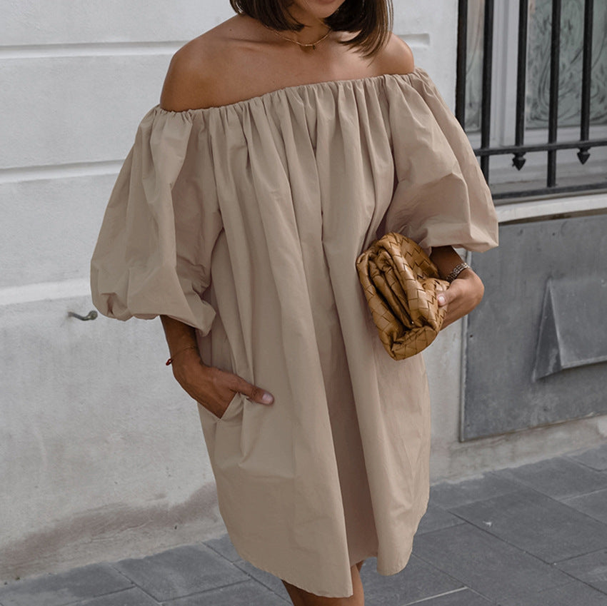Dame Off-Shoulder Kjole med voluminøse ærmer og praktiske lommer Stilla