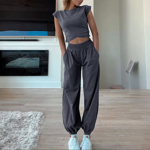 Damen Sporty sæt med kortærmet top og løstsiddende joggingbukser Stilla