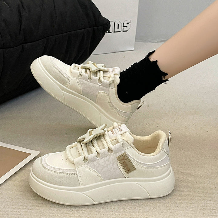 Dame Sneakers med moderigtig profilsåle og åndbart mesh-overflade Stilla