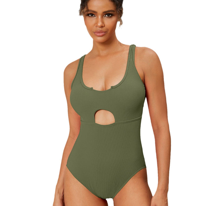 Dame badesuit med stilfuld cut-out-design og smalle stropper Stilla