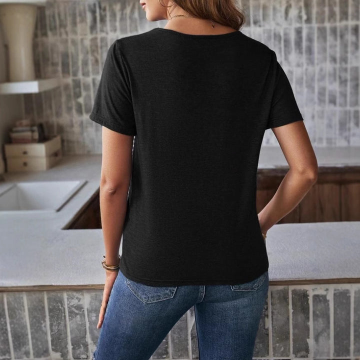 Dame Trendy T-shirt med stribet design og lædertaske Skovae