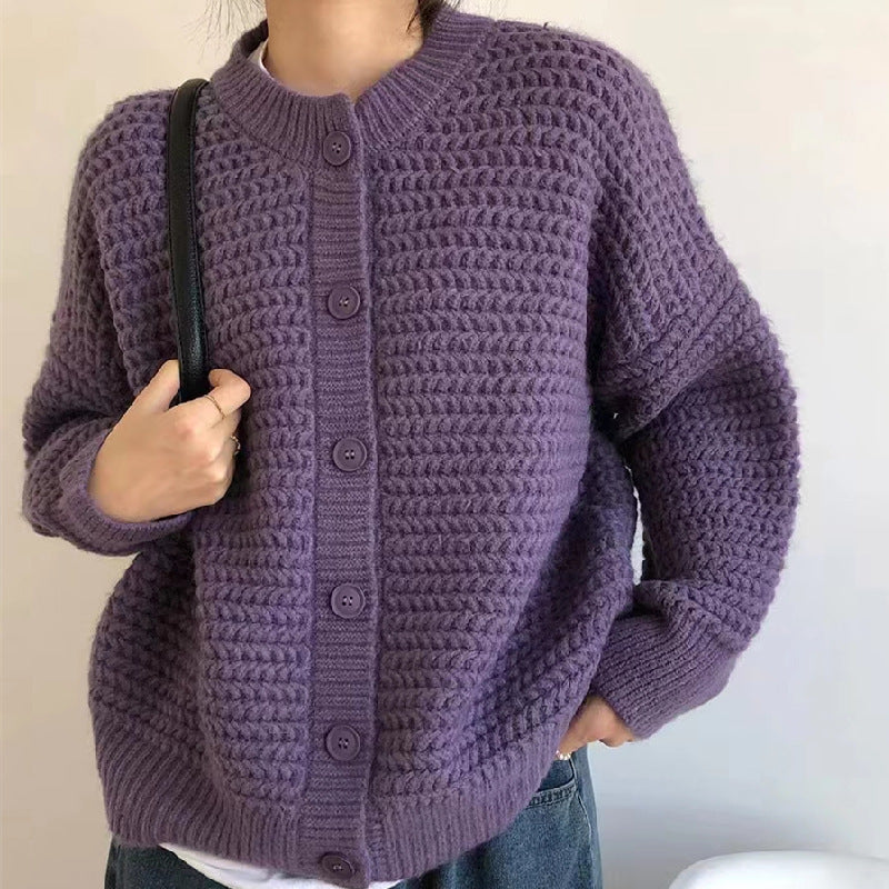 Dame Cozy Cardigan med indviklet kabelmønster og store knapper Stilla