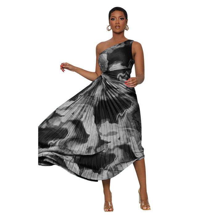Dame asymmetrisk maxikjole med elegant drapering Stilla