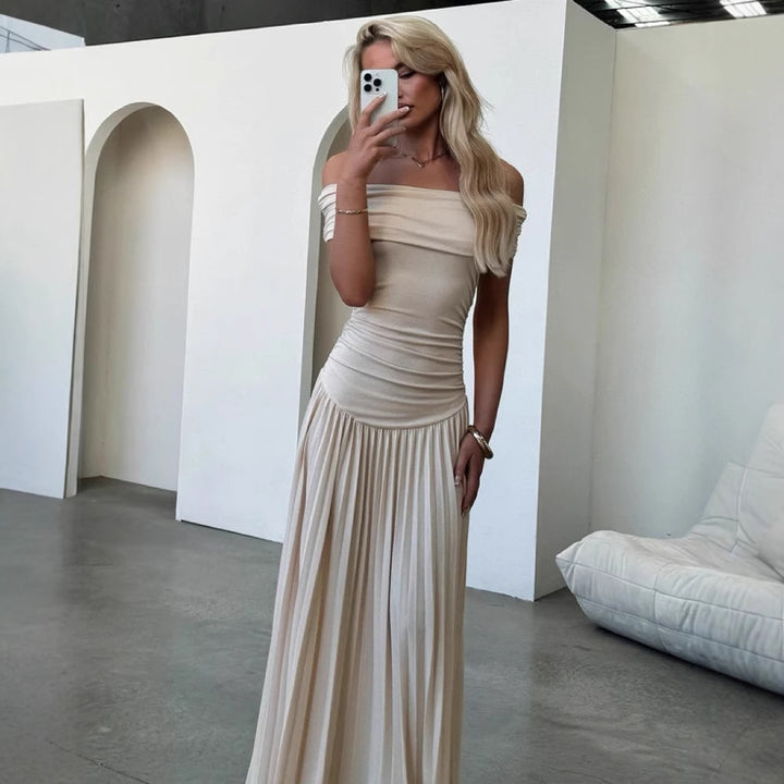 Dame Elegant Maxikjole med Off-Shoulder-Rynkning og plisseret Skørt Stilla