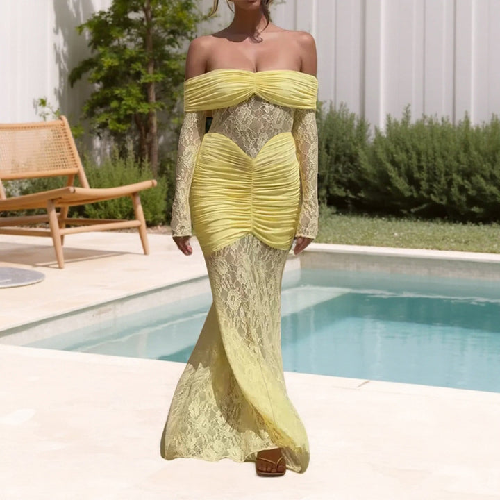 Kvinders maxikjole med elegant rynkning og off-shoulder design