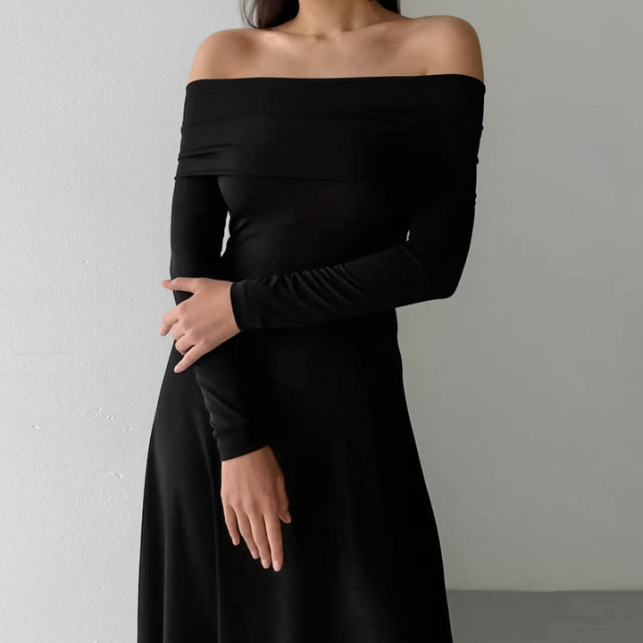 Dame Off-Shoulder Maxikjole med lange ærmer og figursyet snit Stilla