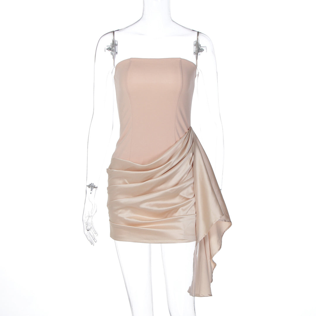 Dame Elegant Minikjole med off-shoulder design og raffinerede draperinger Skovae