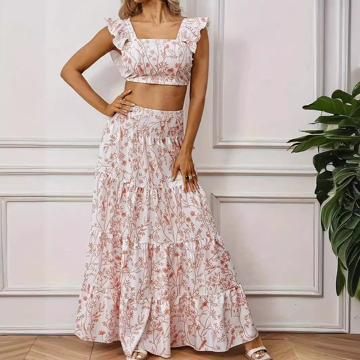 Dame to-delt sommeroutfit med blomsterdesign Stilla