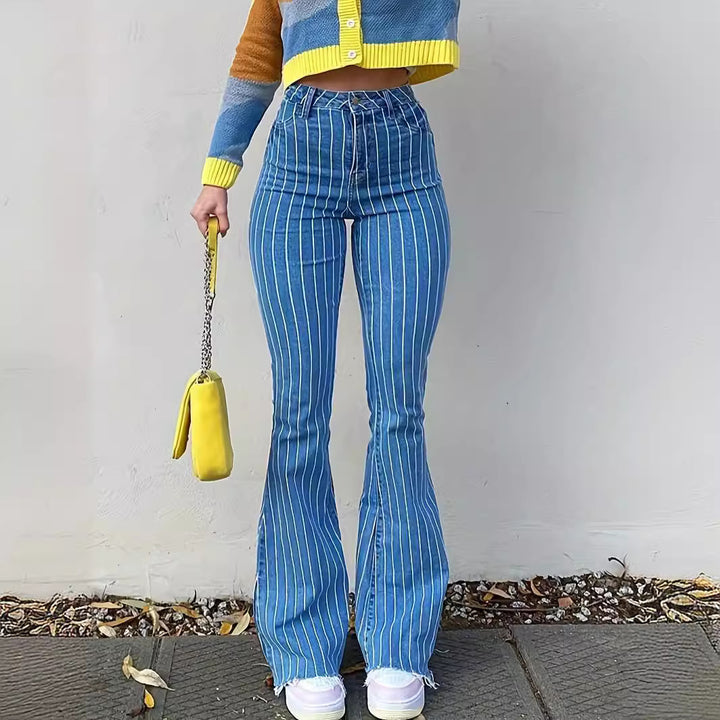Dame slagjeans i trendy stribedesign med høj talje og frynset kant Stilla
