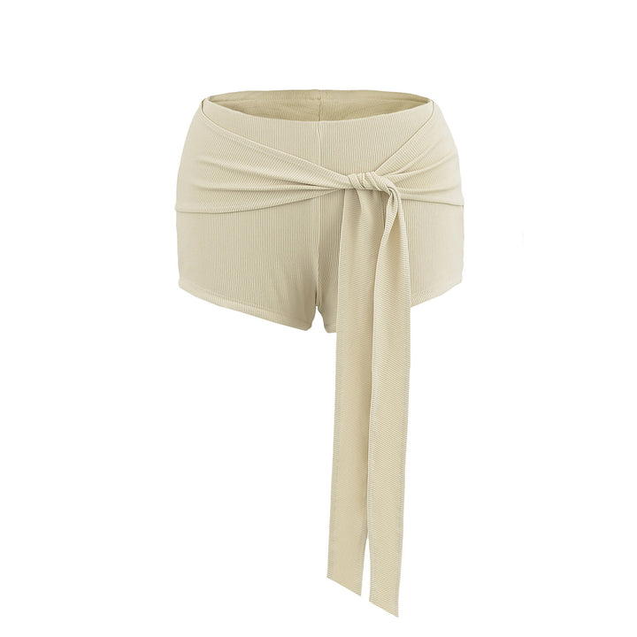 Dame wrap shorts med elegante bindebåndsdetaljer og figursyet snit Stilla