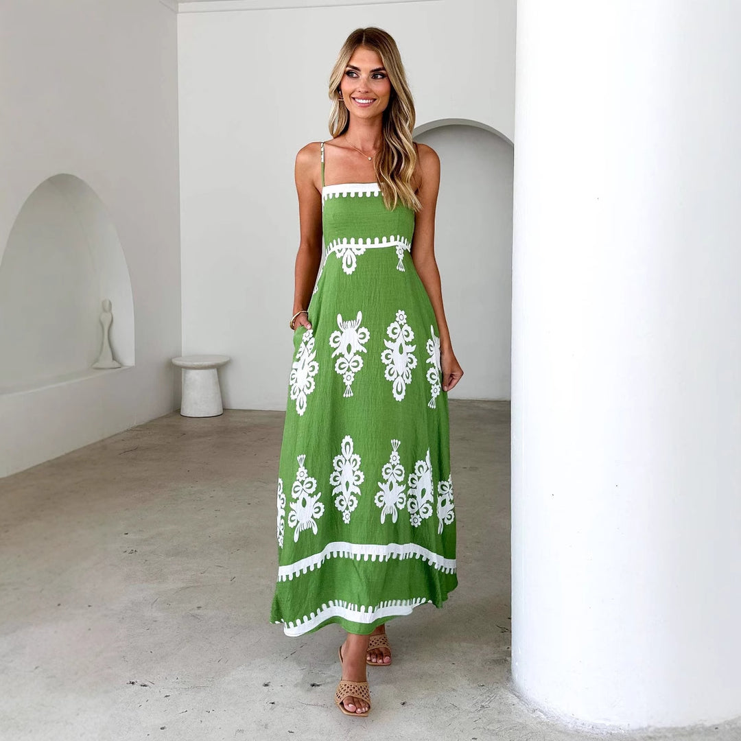 Kvindernes sommerkjole med elegant broderi Stilla