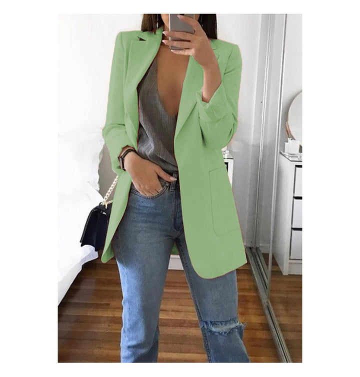 Dame elegant blazer med tætsiddende snit og praktiske lommer Skovae