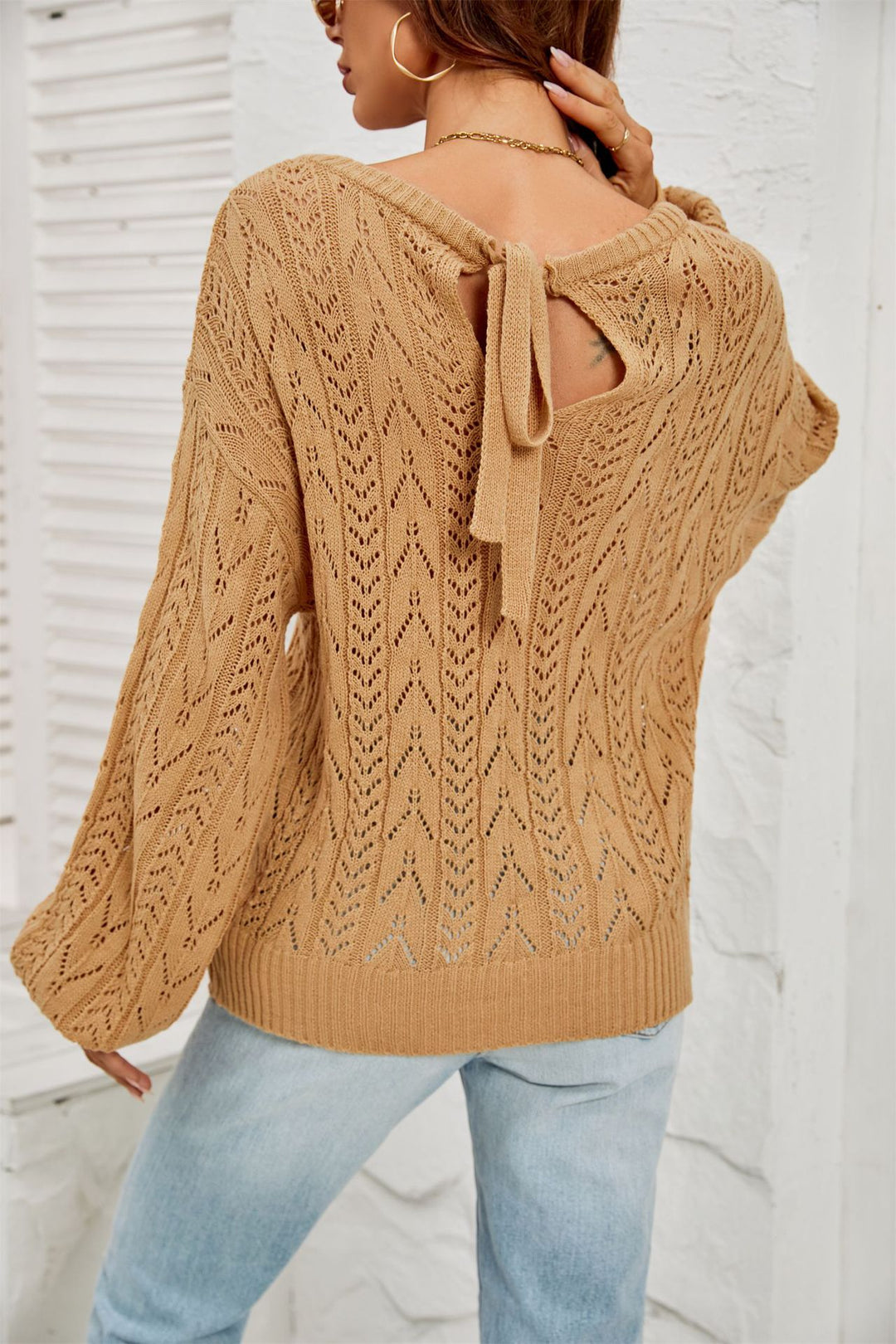 Kvinders lette strikket sweater med fint mønster og brede ærmer Stilla