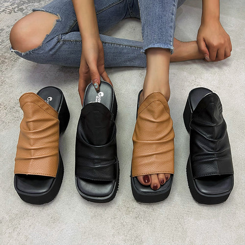 Dame hævede clogs med moderne design og komfortabel sål Stilla