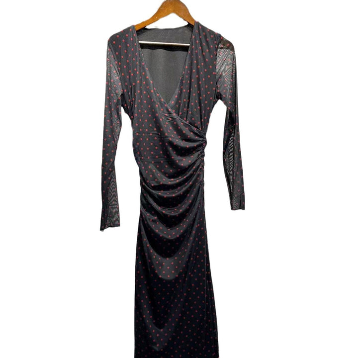 Dame wrap kjole med gennemsigtige ærmer og elegant drapering Stilla
