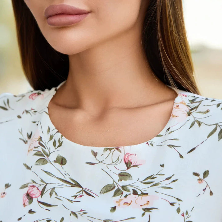 Dame Midi-kjole med blomsterdesign og flydende snit Skovae