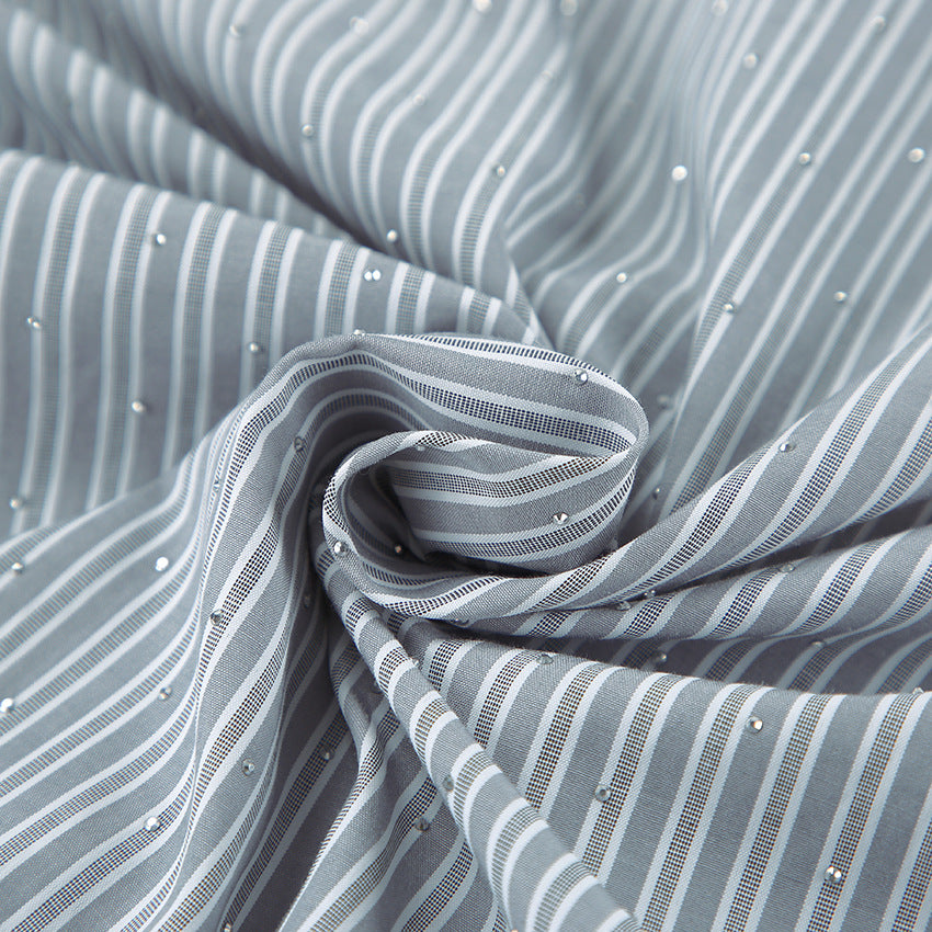 Dame Oversized Skjorte med stribet design og brystlomme Stilla