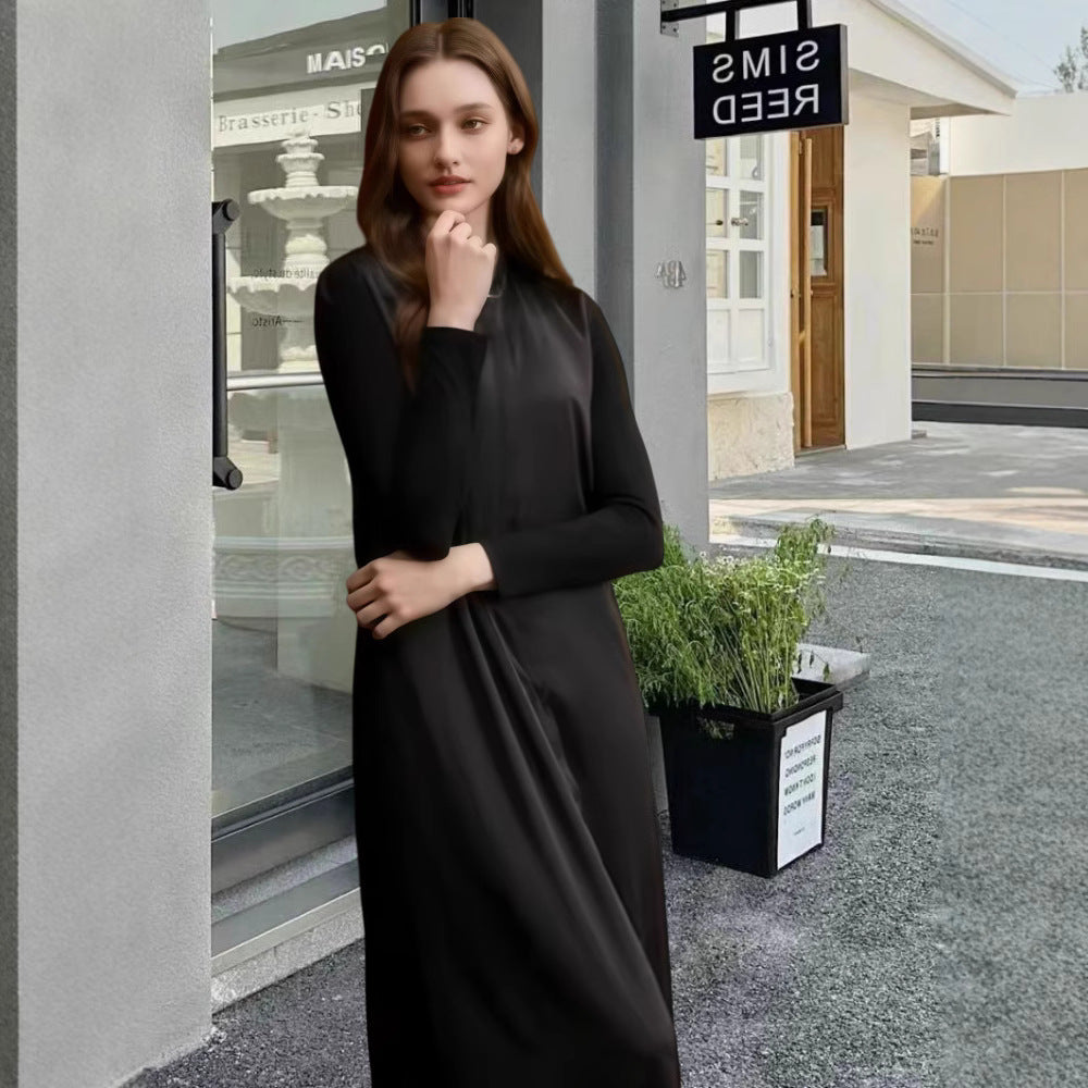 Kvindernes elegante langærmede maxi kjole med flatterende snit og tidløst design