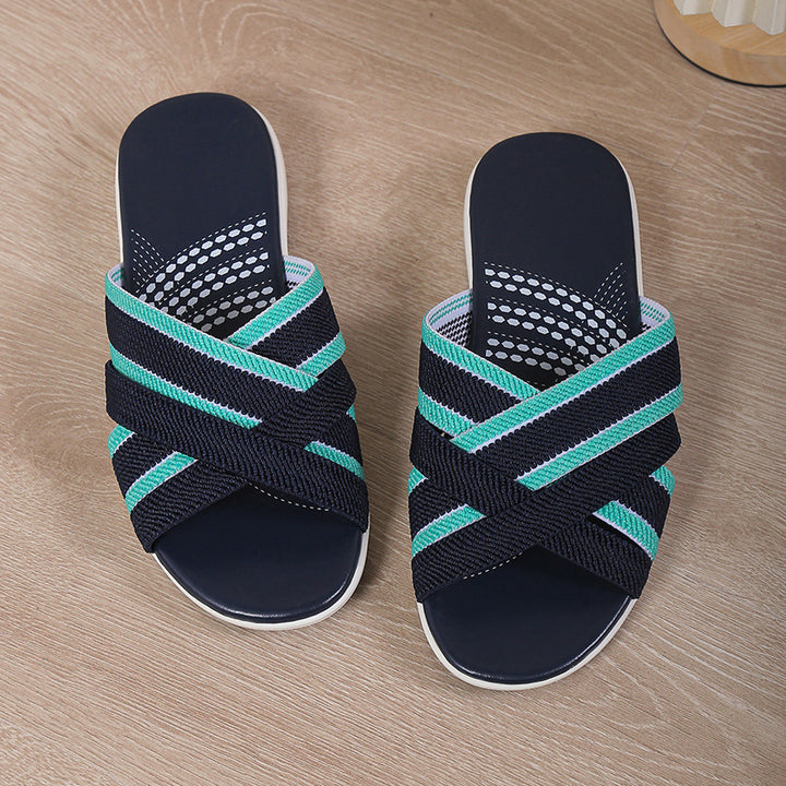 Dame Komfortable Slide-sandaler med moderigtigt remdesign og ergonomisk fodbede Stilla