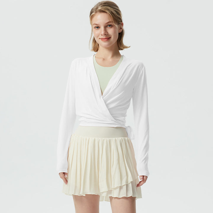 Dame indpakningsbluse med elegant V-hals og fint stof Stilla