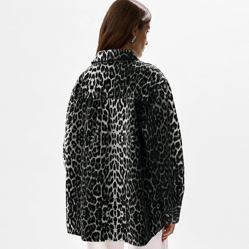Dame Lagdelte Jeansskjorte med Leopardmønster og Pålægslommer Stilla