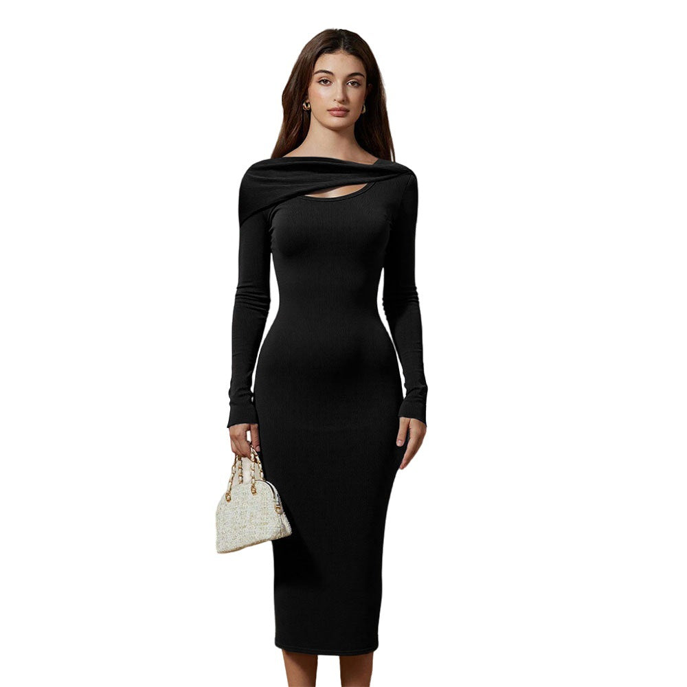 Dame fitted langærmet kjole med asymmetrisk halsudskæring og elegant drapering design Stilla