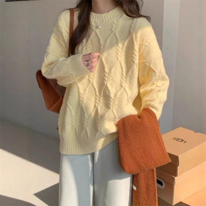 Kvinder strikket sweater med kabeldesign og afslappet pasform Stilla